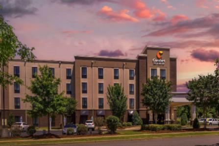 Photo of Birmingham - Comfort Inn & Suites at CrossPlex Village in Alabama